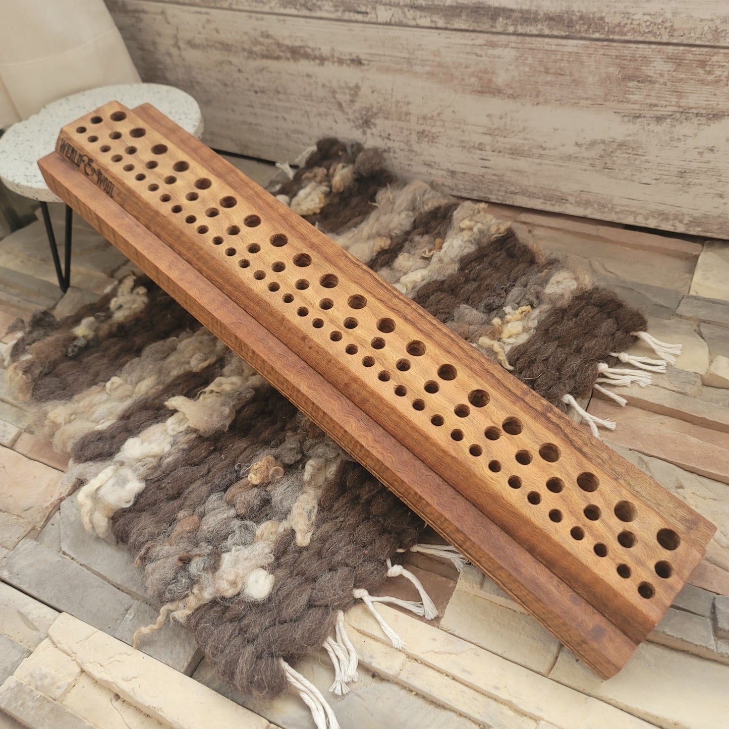23" Goldilocks Peg Loom - Curly Red Oak - 25-166