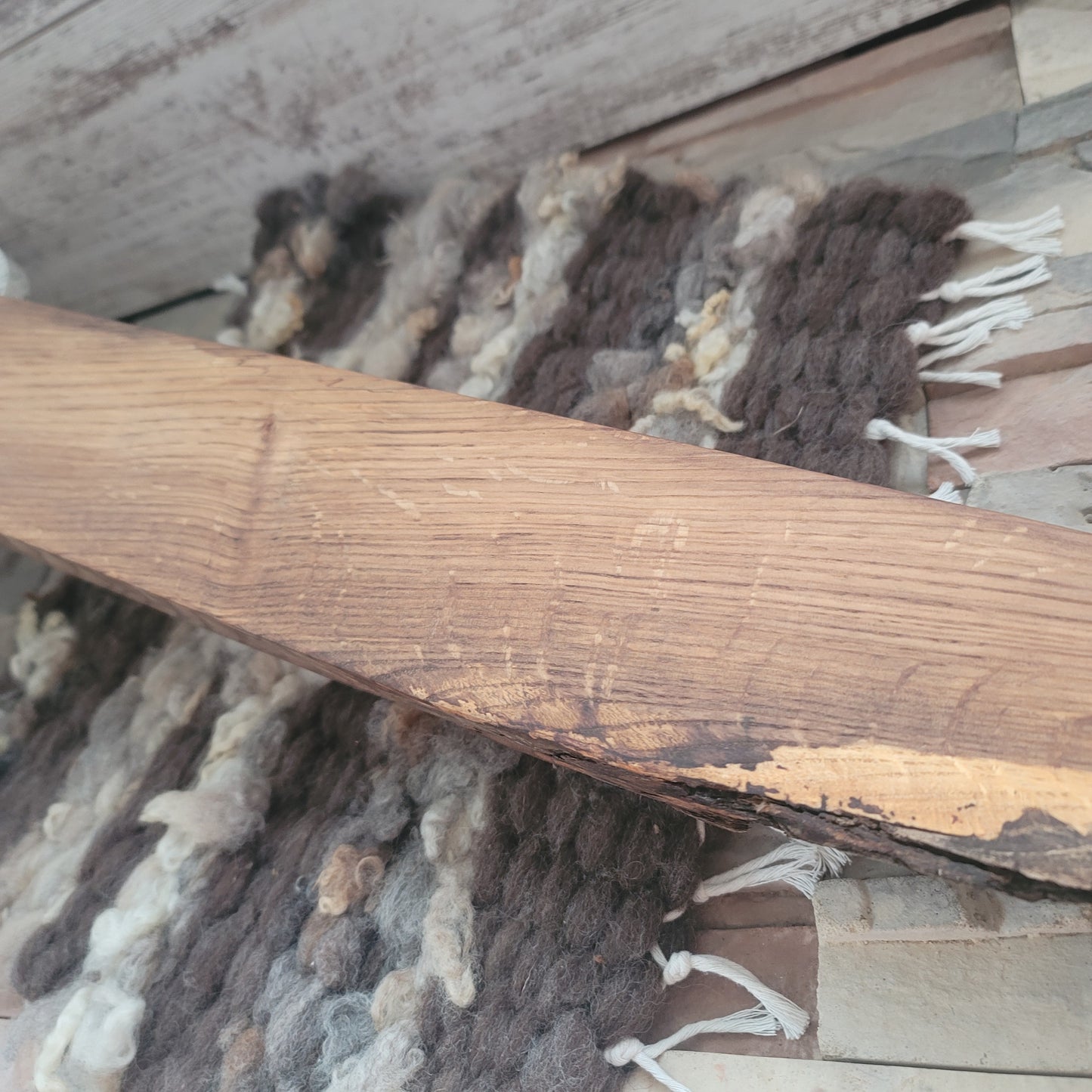 28" Goldilocks Peg Loom - White Oak - Live Edge - 25-174