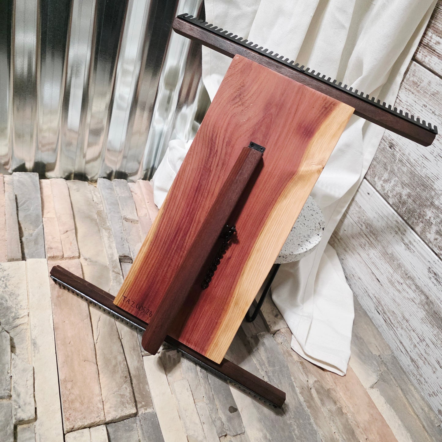 12" x 15" Aromatic Cedar Tapestry Loom