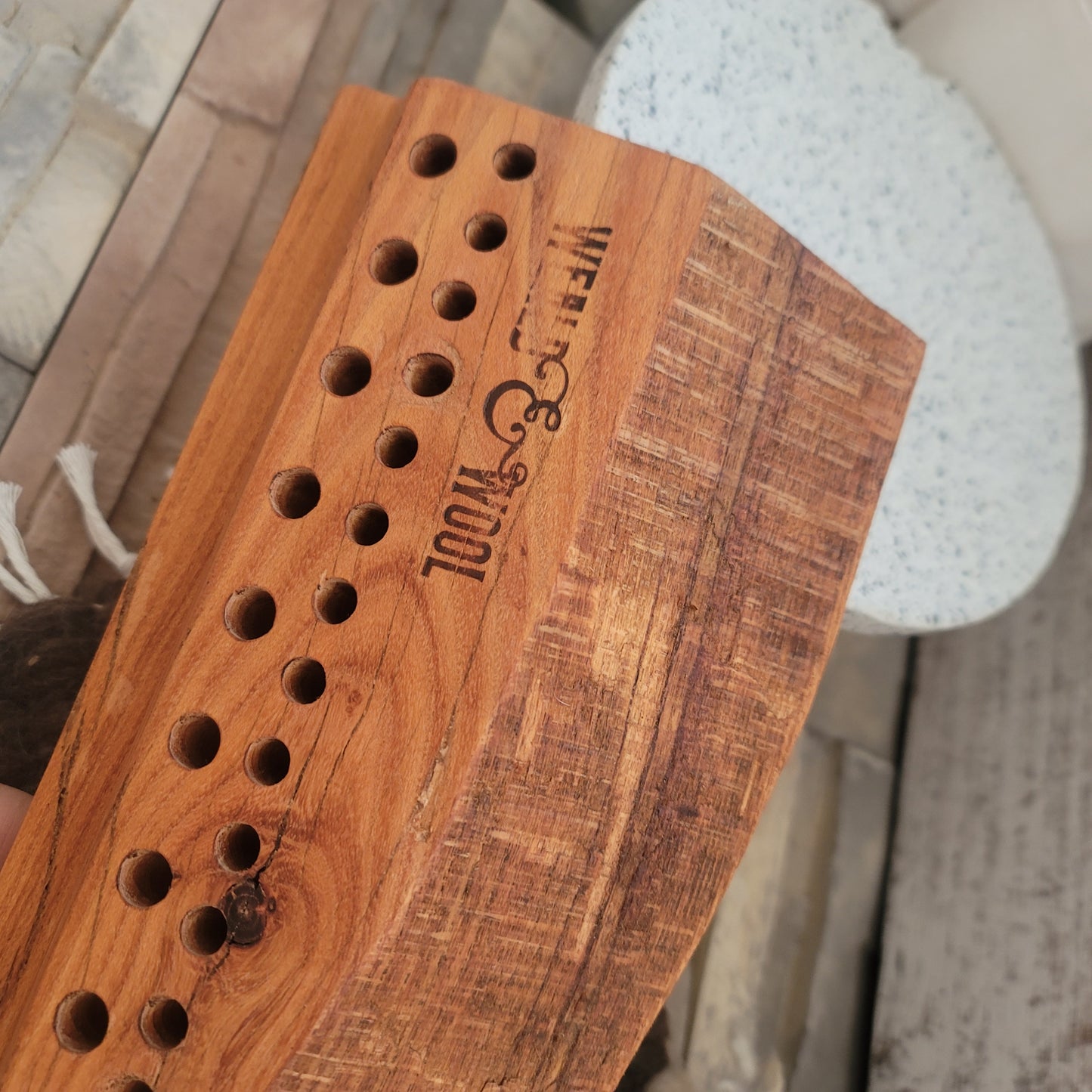 14" 2 Row Peg Loom - Live Edge - Black Locust - 25-186