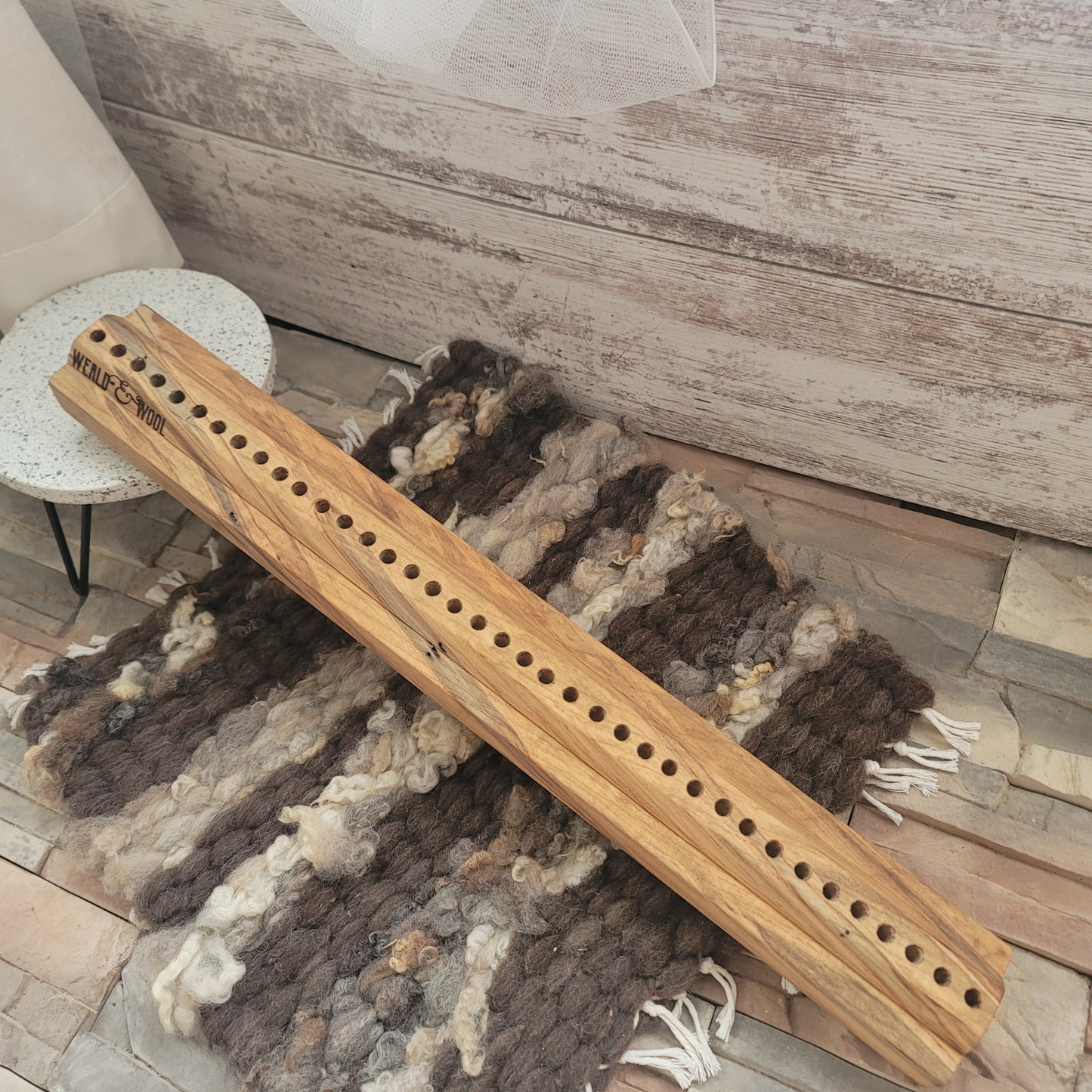 24" Dainty Lady Peg Loom - Ambrosia Maple 25-172