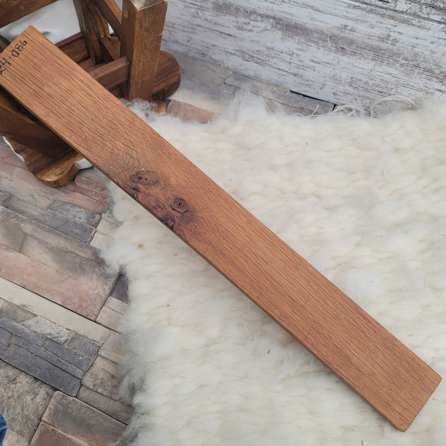 24" Dainty Lady Peg Loom - White Oak - 24-086