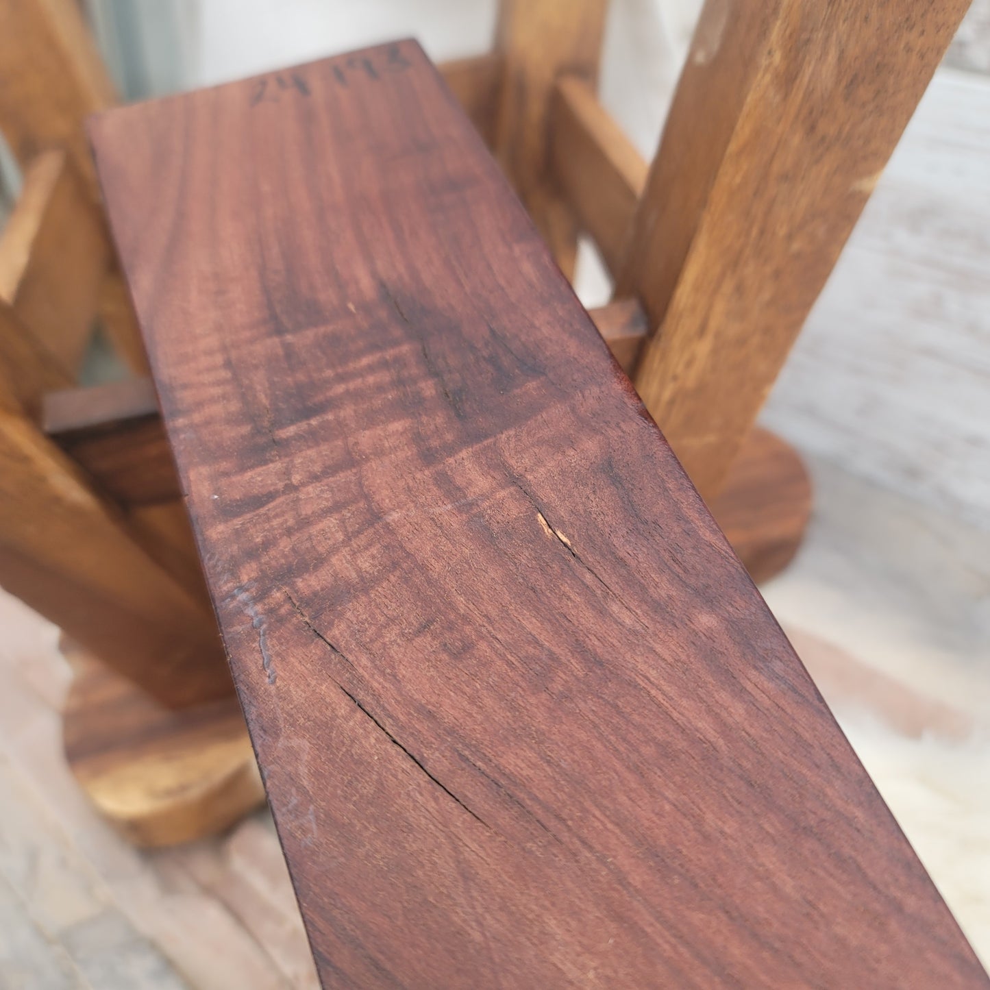 24" Dainty Lady Peg Loom - Black Walnut - 24-193
