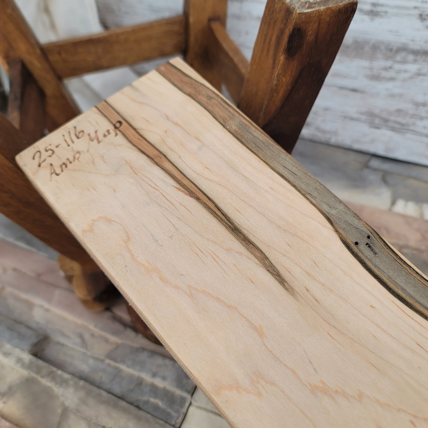 24" Ambrosia Maple Goldilocks Peg Loom - 25-116