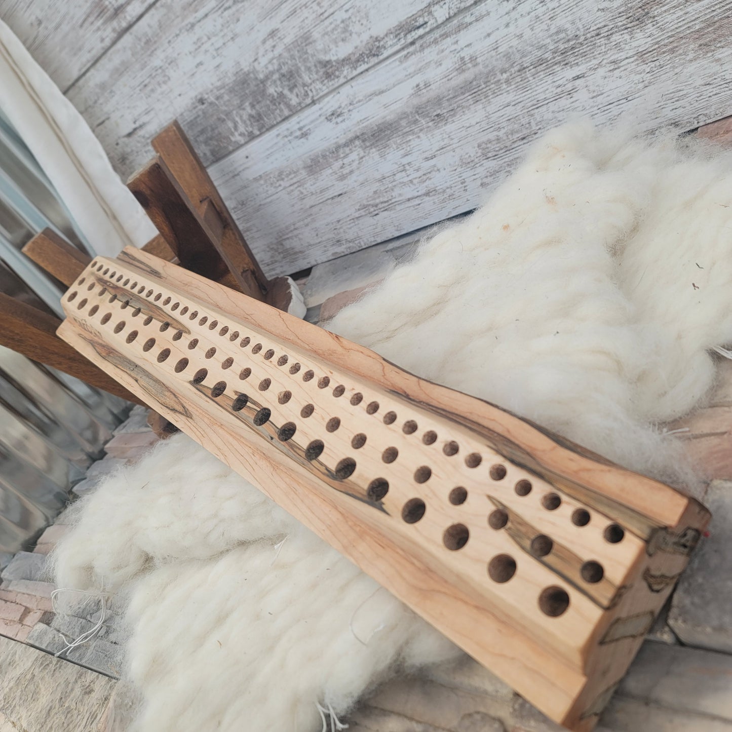 24" Ambrosia Maple Goldilocks Peg Loom - 25-120
