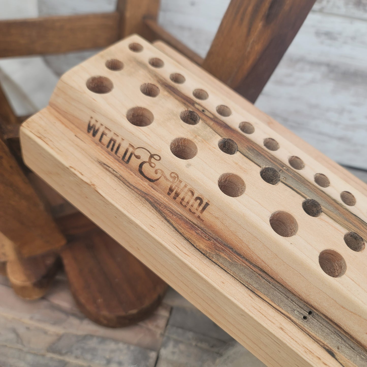 24" Ambrosia Maple Goldilocks Peg Loom - 25-120