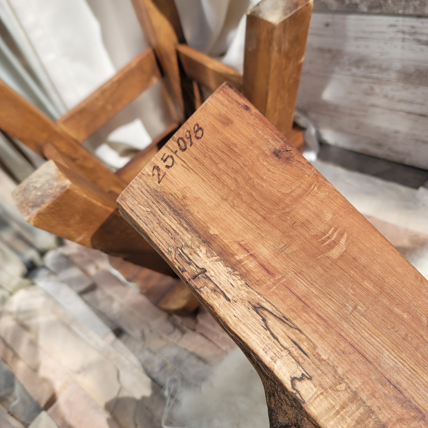 20" Goldilocks Peg Loom - White Oak - Live Edge - 25-098
