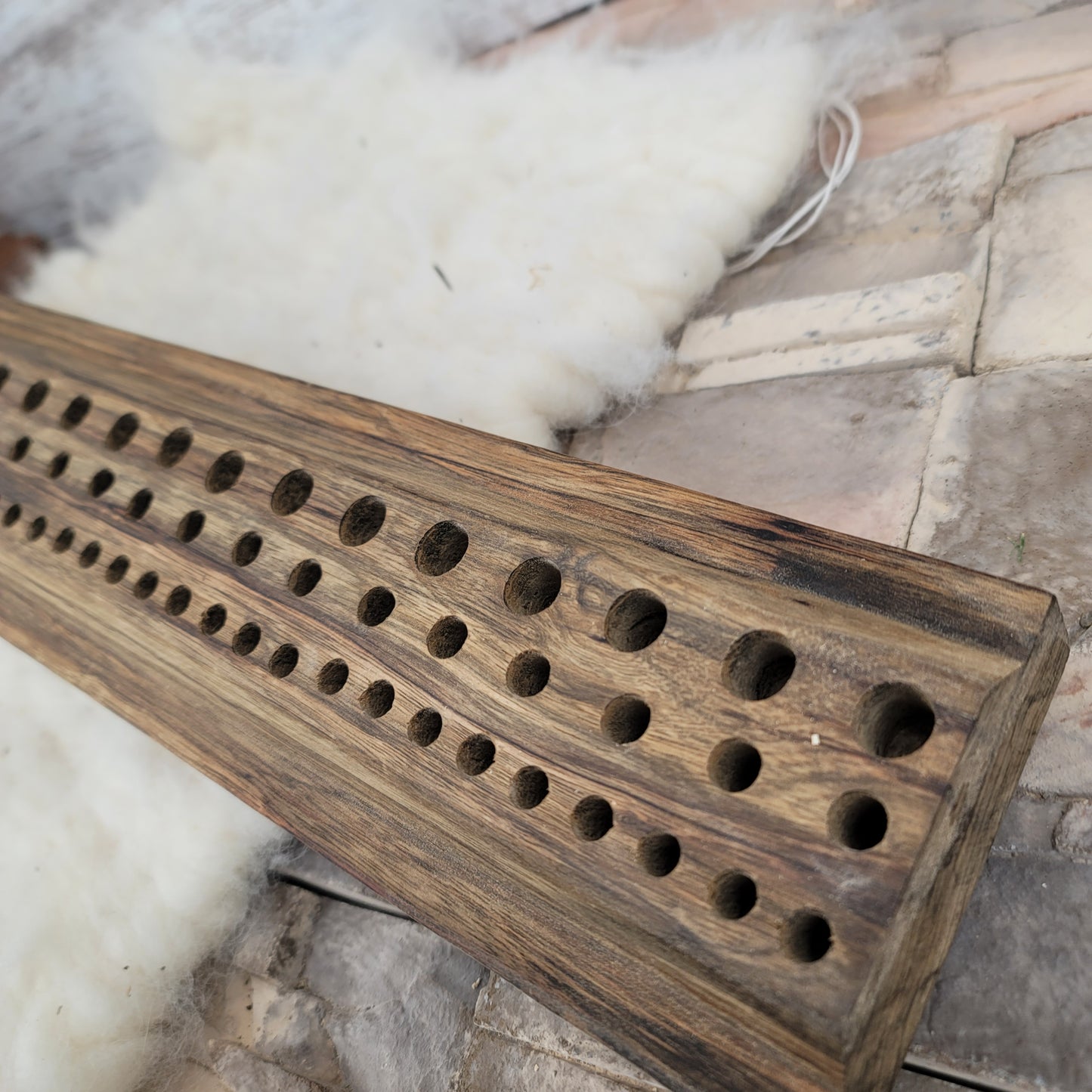 36" Goldilocks Peg Loom - Black Limba - 25-137