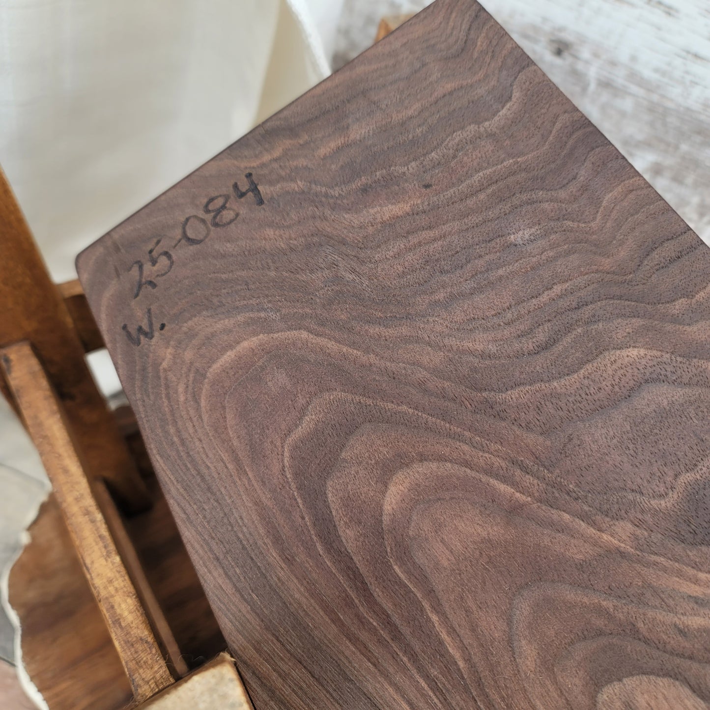 38" Goldilocks Peg Loom - Walnut Live Edge - 25-084
