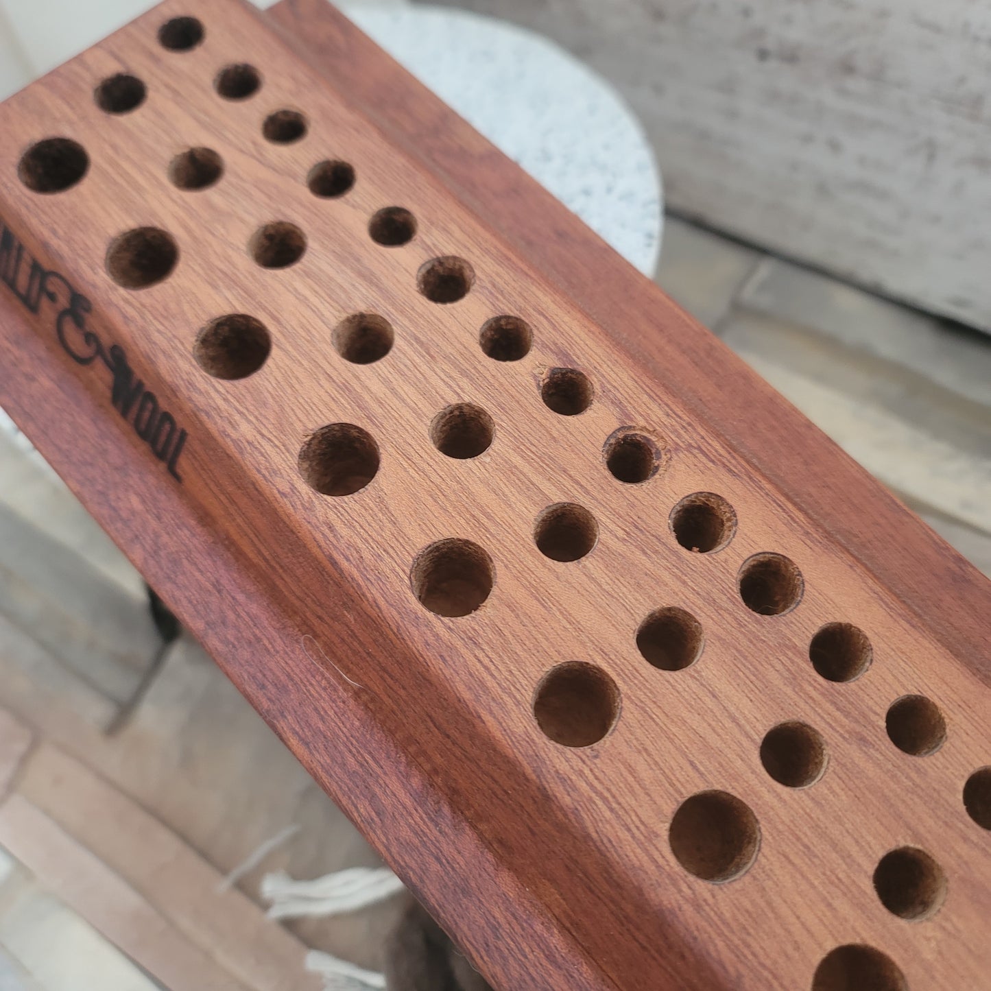 24" Sapele Goldilocks Peg Loom - 25-177