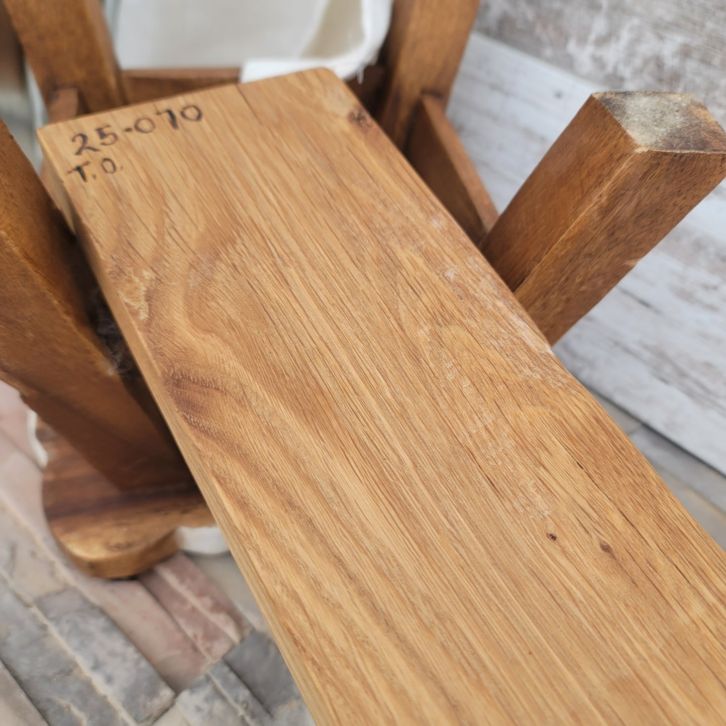 36" Goldilocks Peg Loom - White Tiger Oak - 25-070