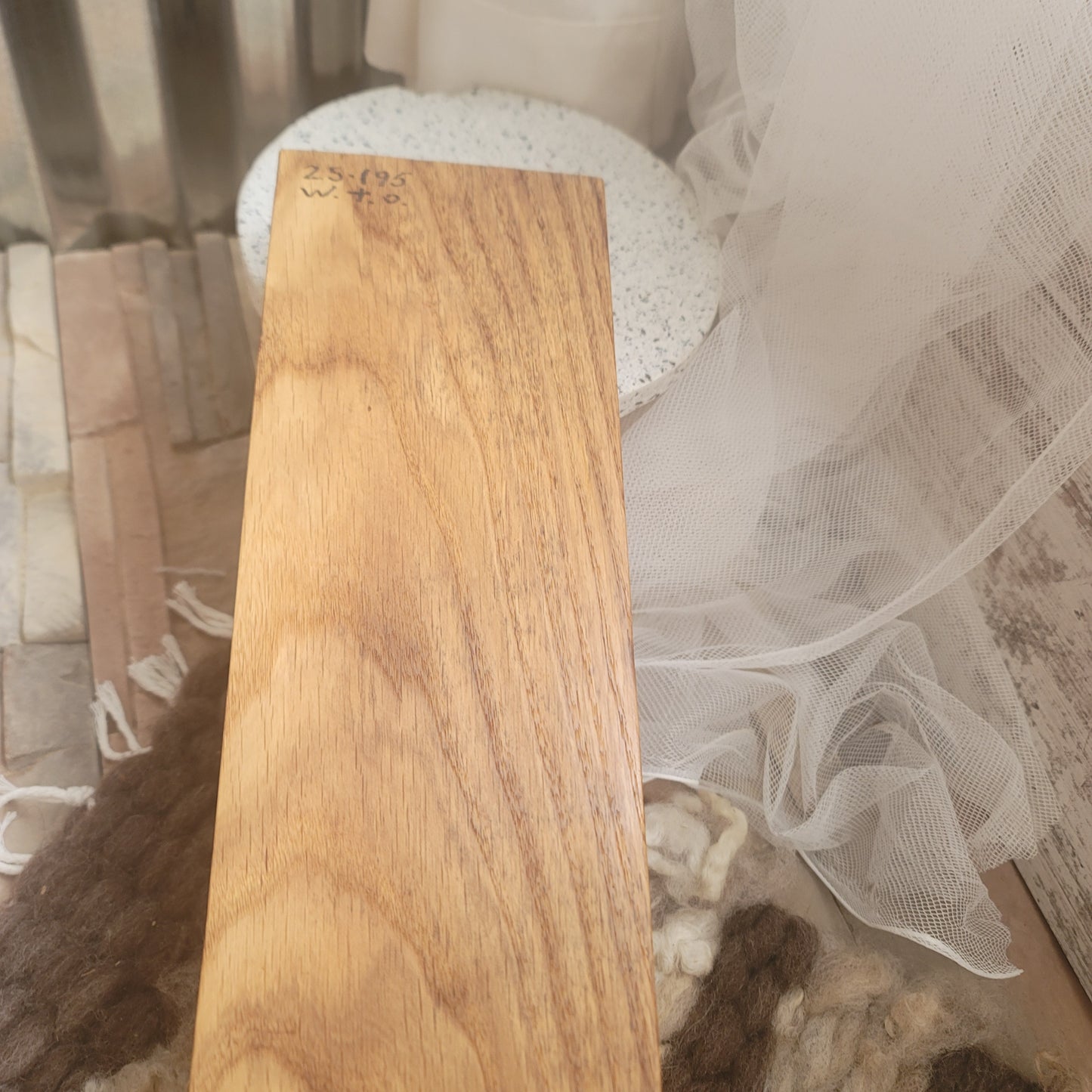 28" Goldilocks Peg Loom - White Tiger Oak - 25-195