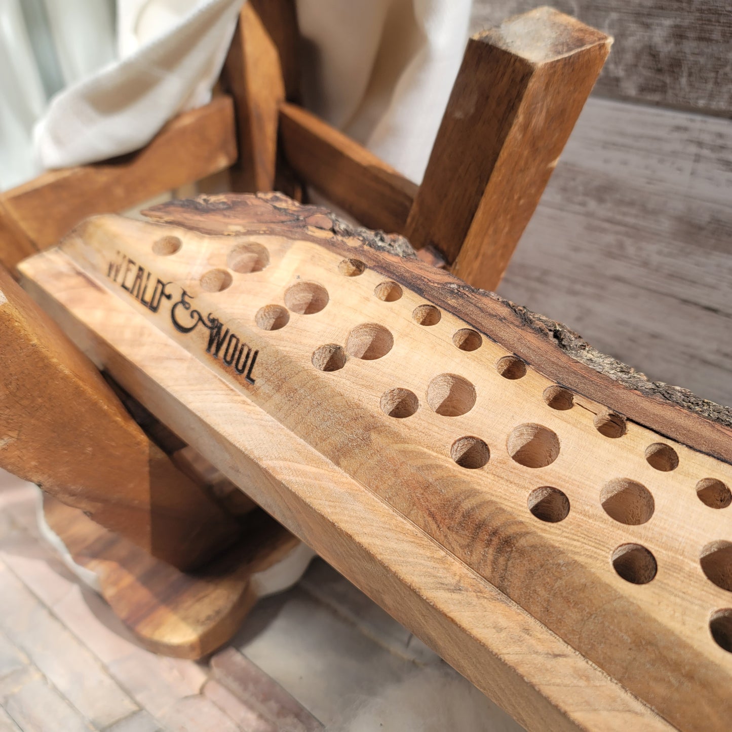 23" Ambrosia Maple Live Edge Goldilocks Peg Loom - 25-100