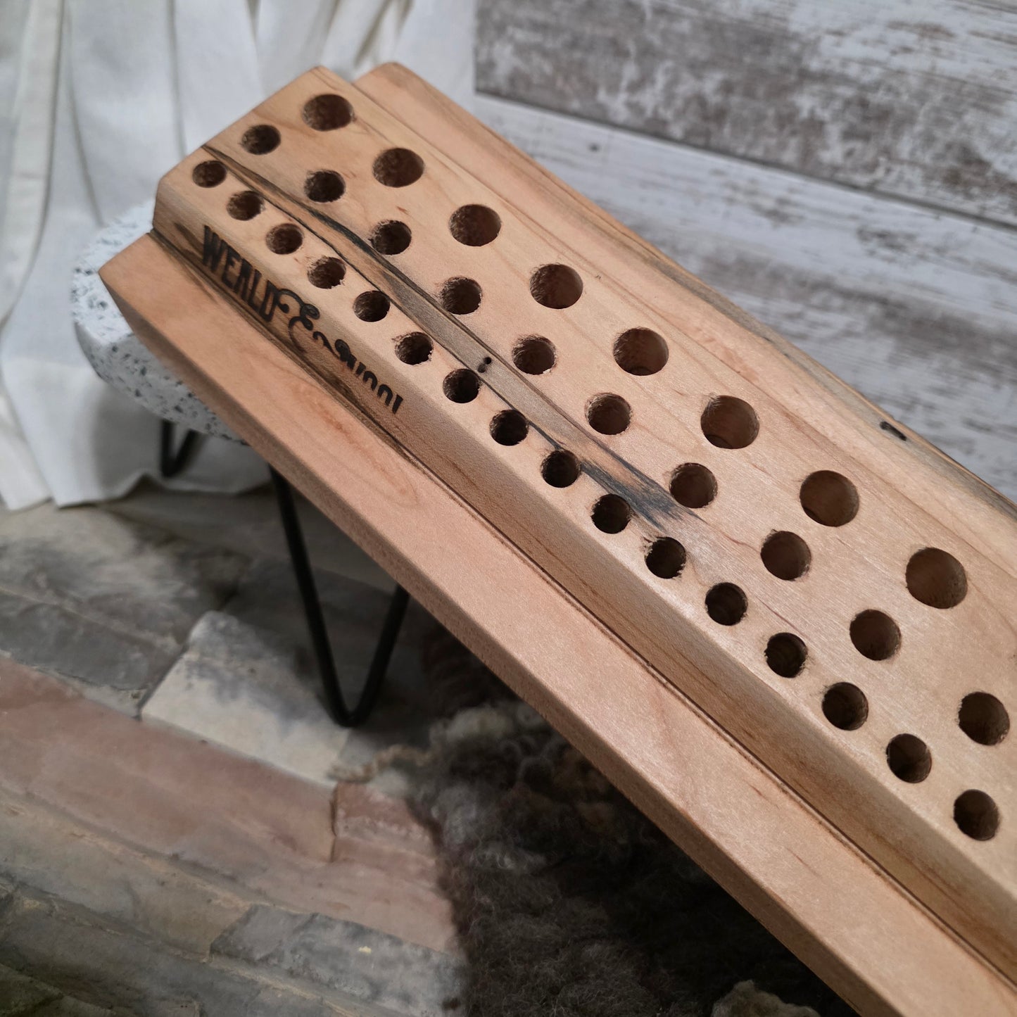 24" Goldilocks Peg Loom - Ambrosia Maple