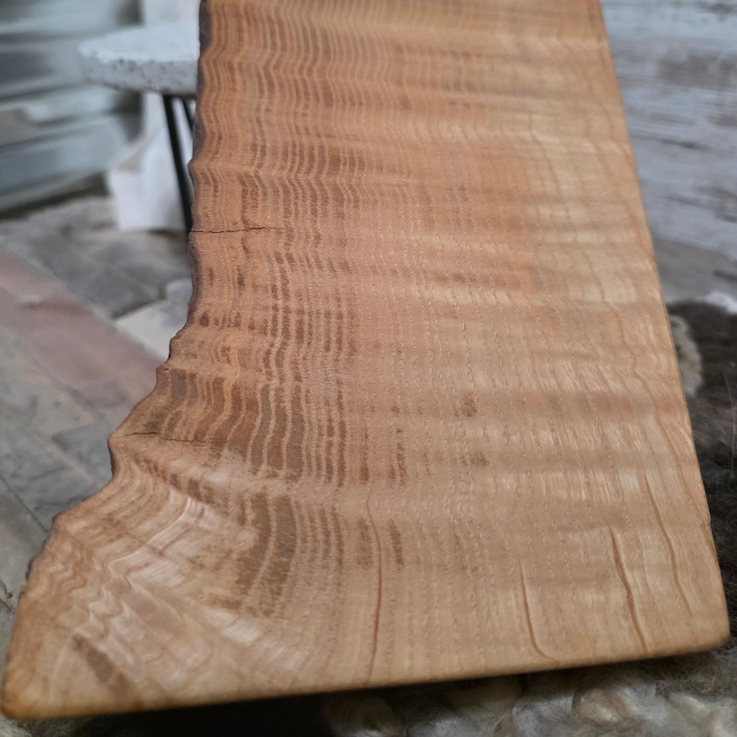 10" Goldilocks Peg Loom - Live Edge Quilted Maple