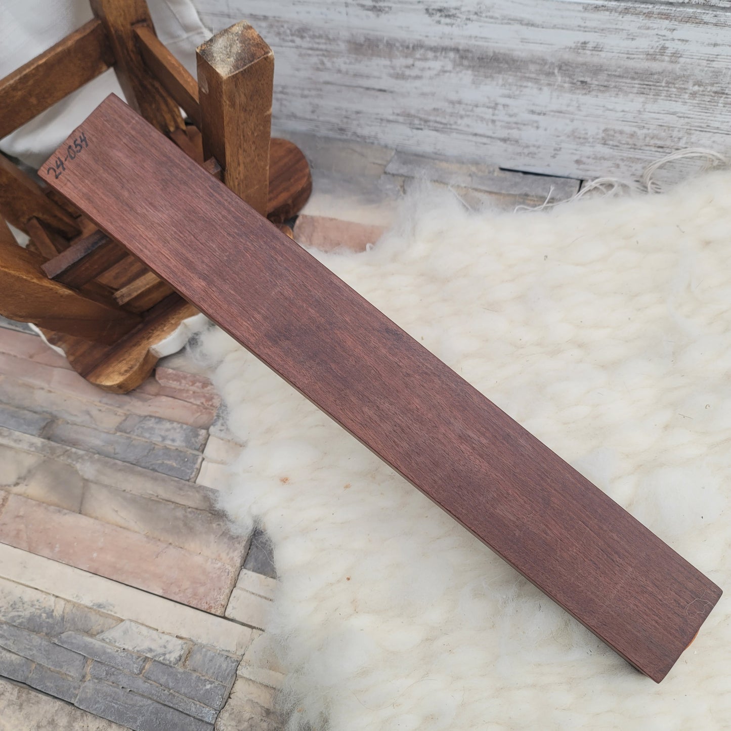 20" Dainty Lady Peg Loom - Black Walnut - 24-054