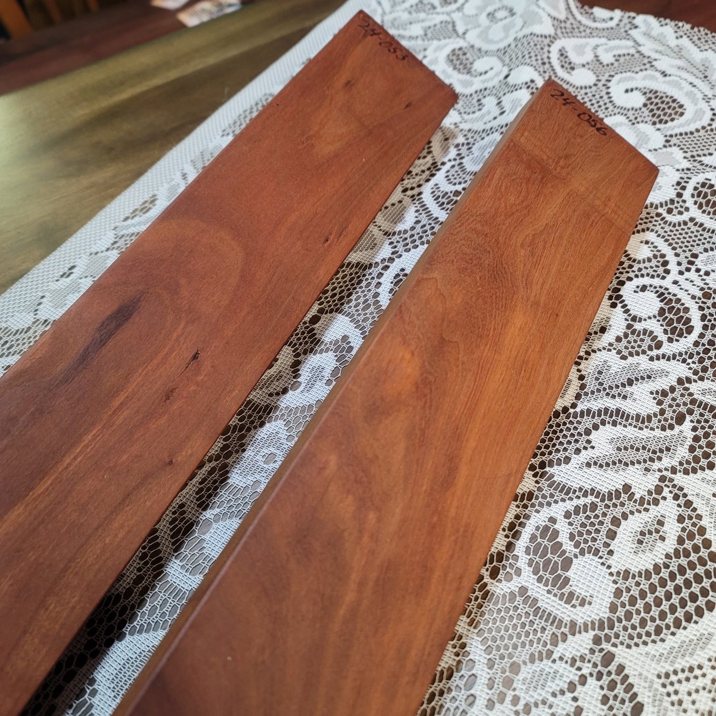 Weald & Wool24" Dainty Lady Peg Loom - Cherry