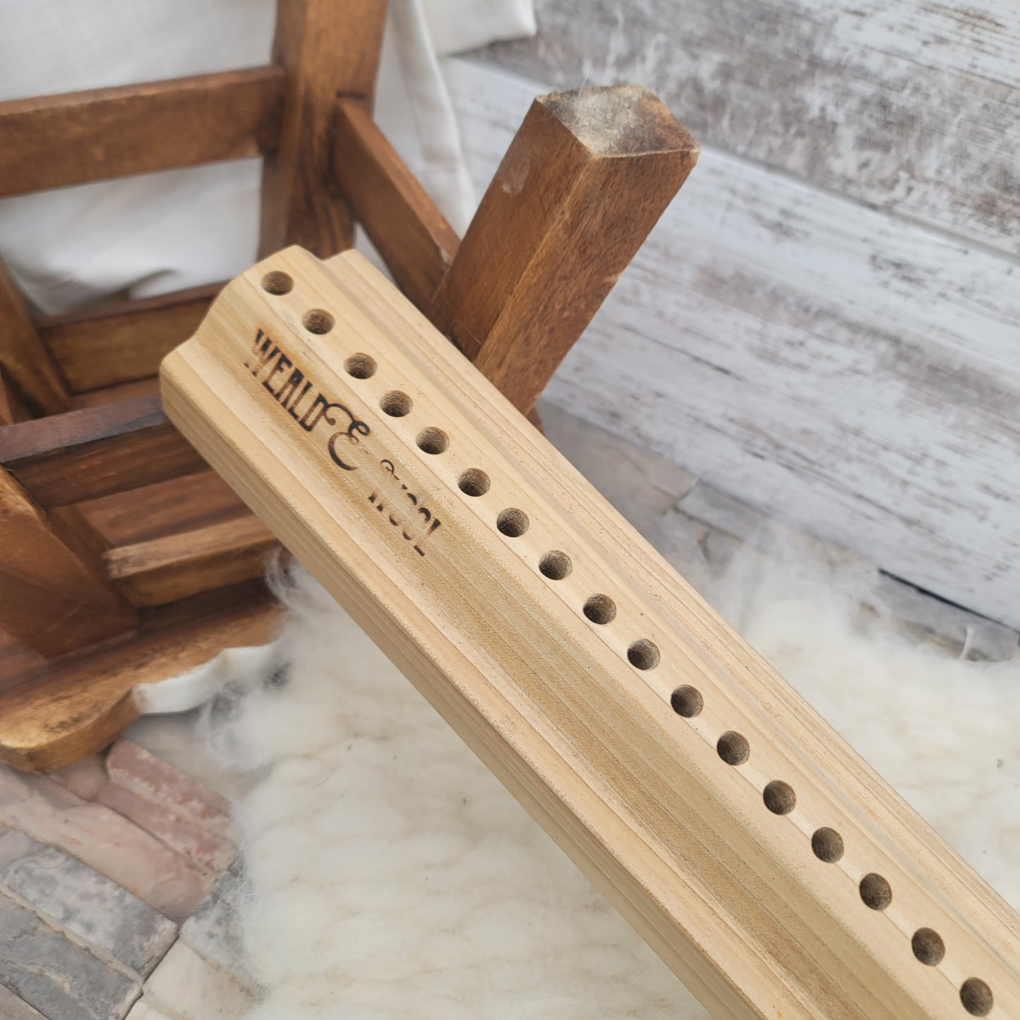 24" Dainty Lady Peg Loom - Maple  - 24-061