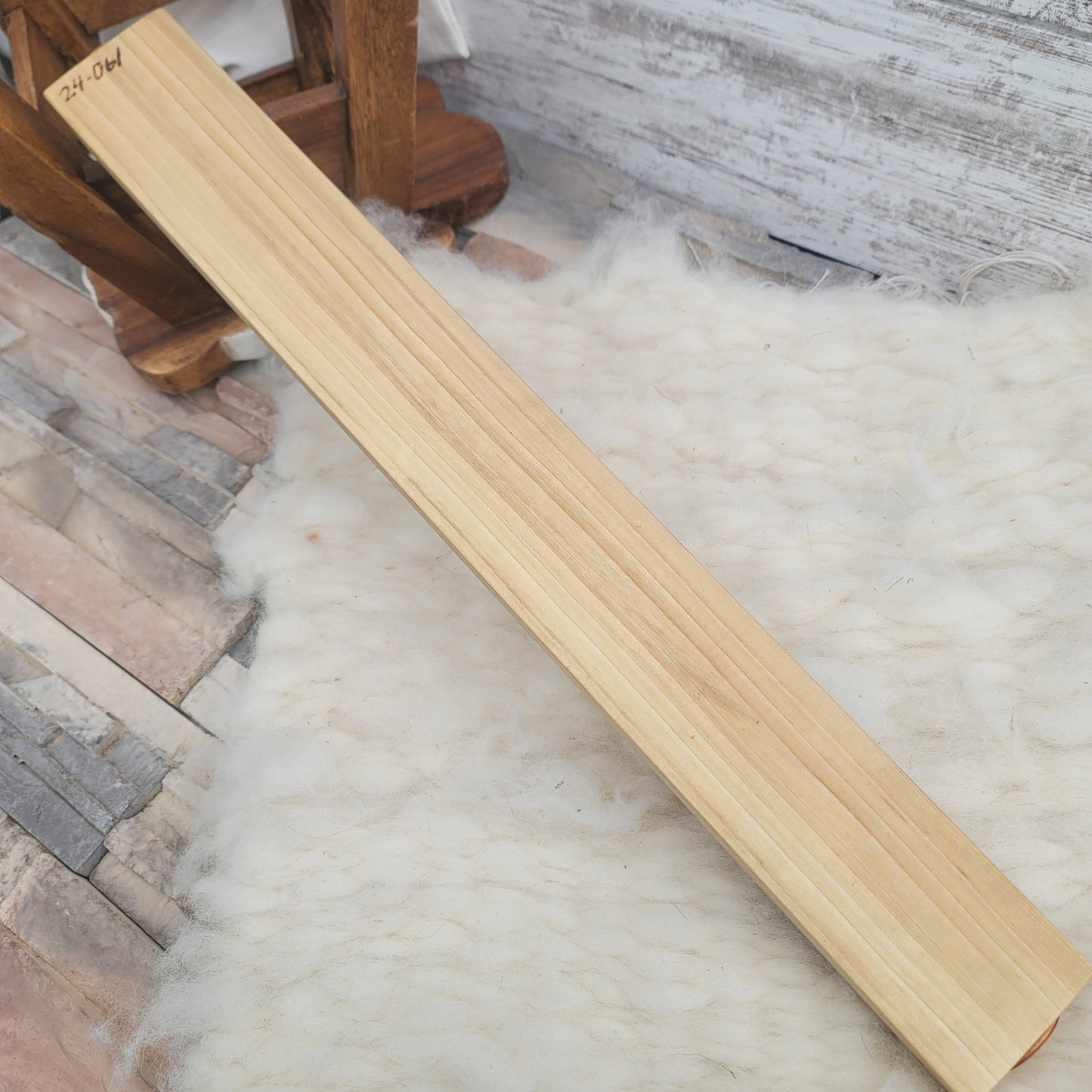 24" Dainty Lady Peg Loom - Maple  - 24-061