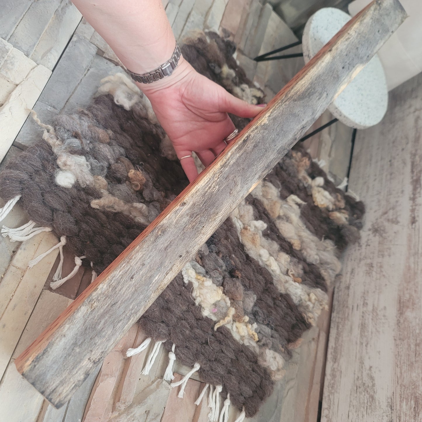 24" Goldilocks Peg Loom - Live Edge - Black Locust - 25-175