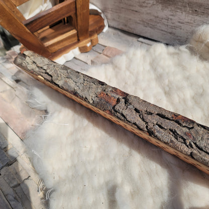 21" Black Locust Live Edge Goldilocks Peg Loom - 25-104