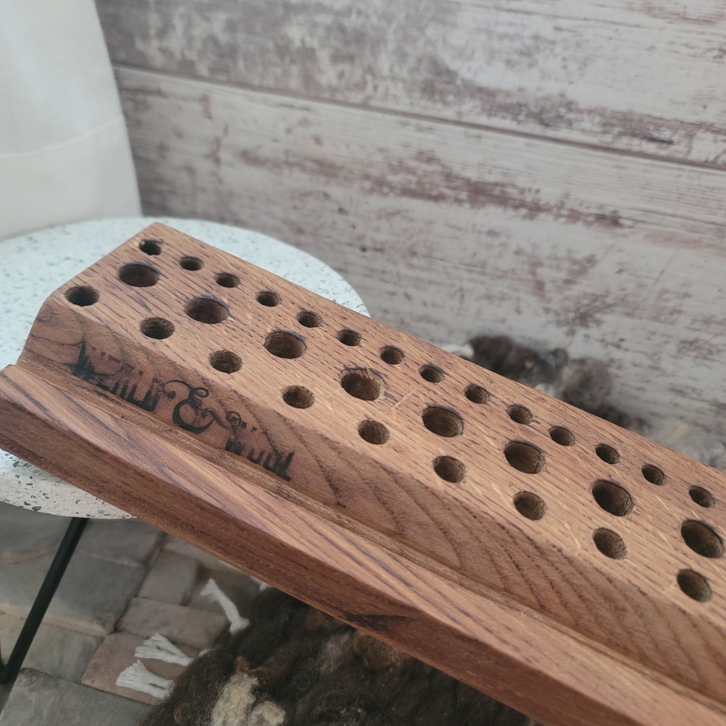 28" Goldilocks Peg Loom - White Oak - Live Edge - 25-174