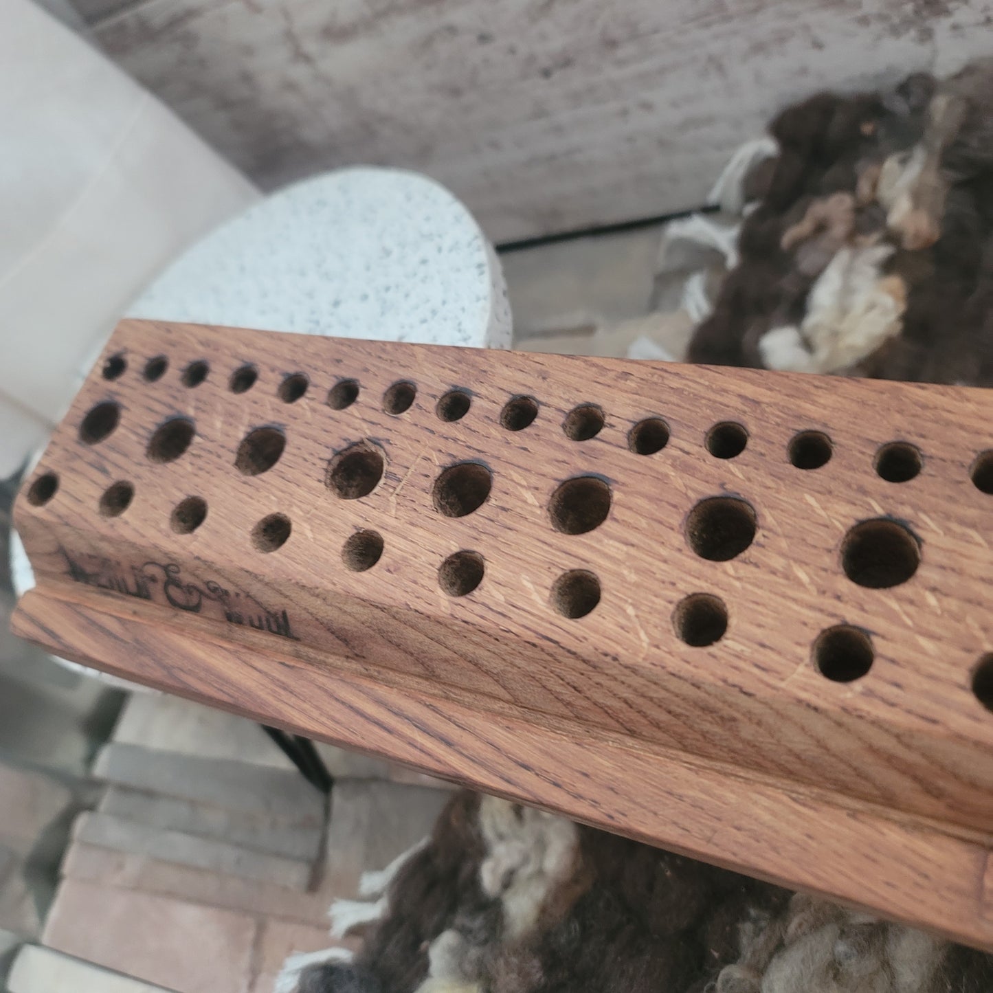 28" Goldilocks Peg Loom - White Oak - Live Edge - 25-174