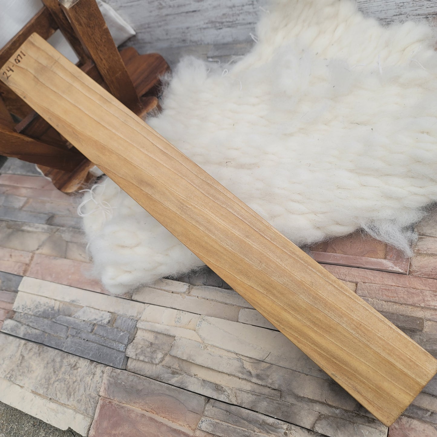24" Dainty Lady Peg Loom - Maple - 24-071