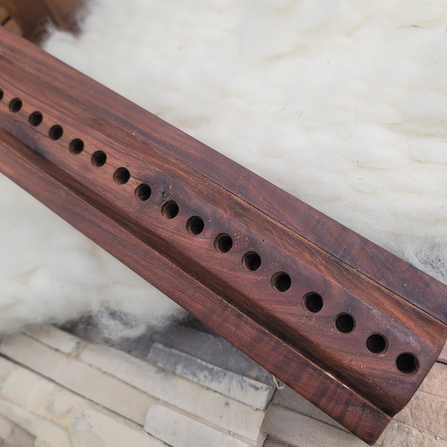 20" Dainty Lady Peg Loom - Black Walnut - 24-074