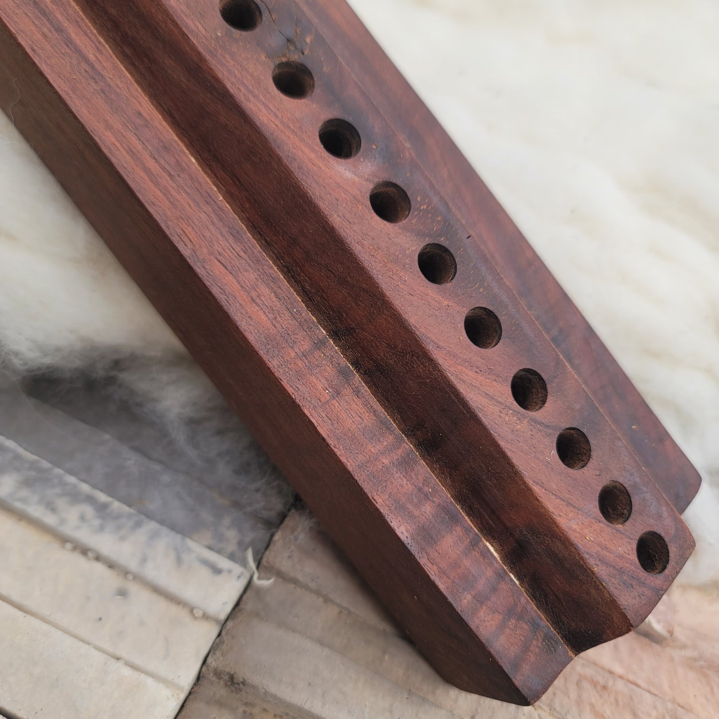 20" Dainty Lady Peg Loom - Black Walnut - 24-074