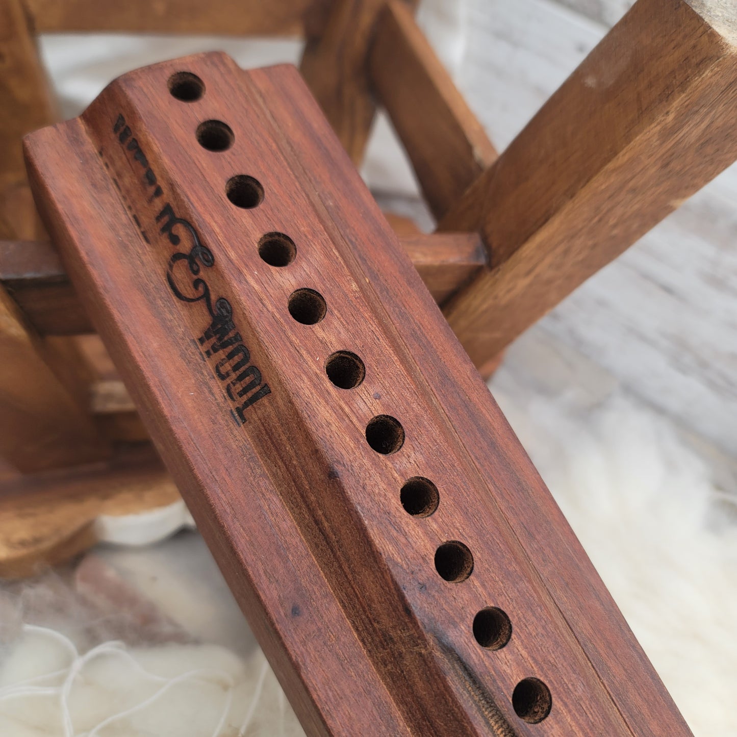20" Dainty Lady Peg Loom - Black Walnut - 24-074