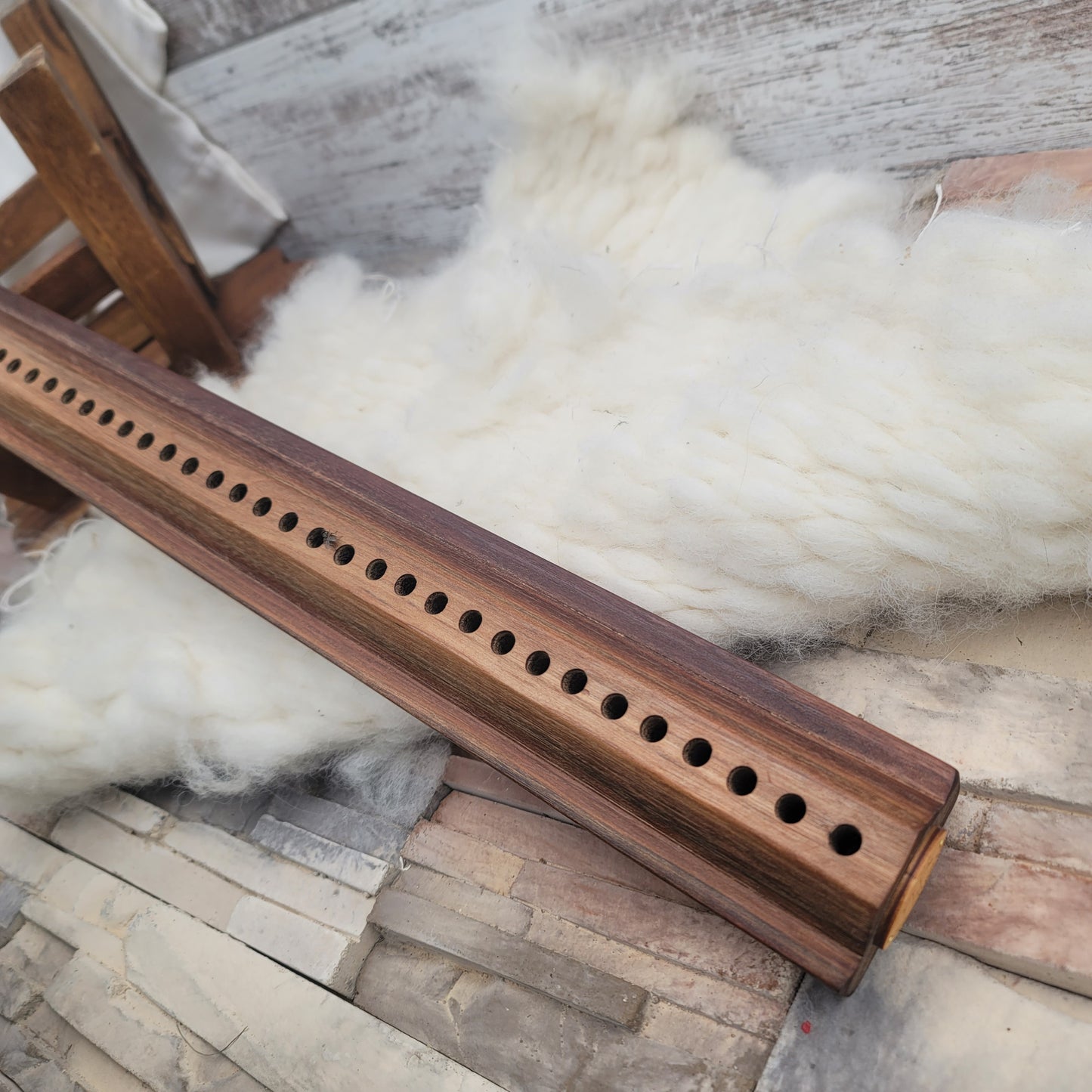 24" Walnut Dainty Lady Peg Loom - 24-065