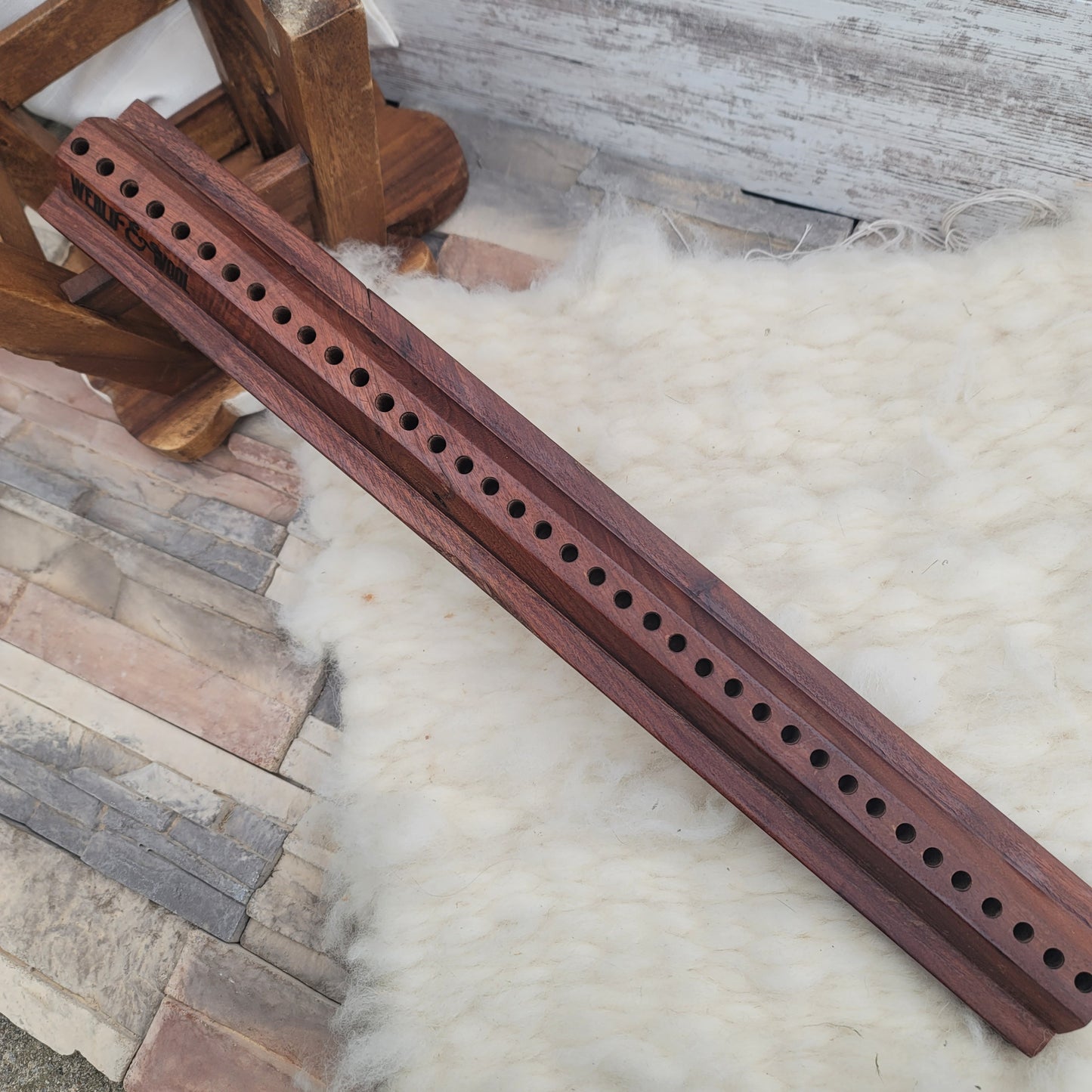 24" Dainty Lady Peg Loom - Black Walnut - 24-193