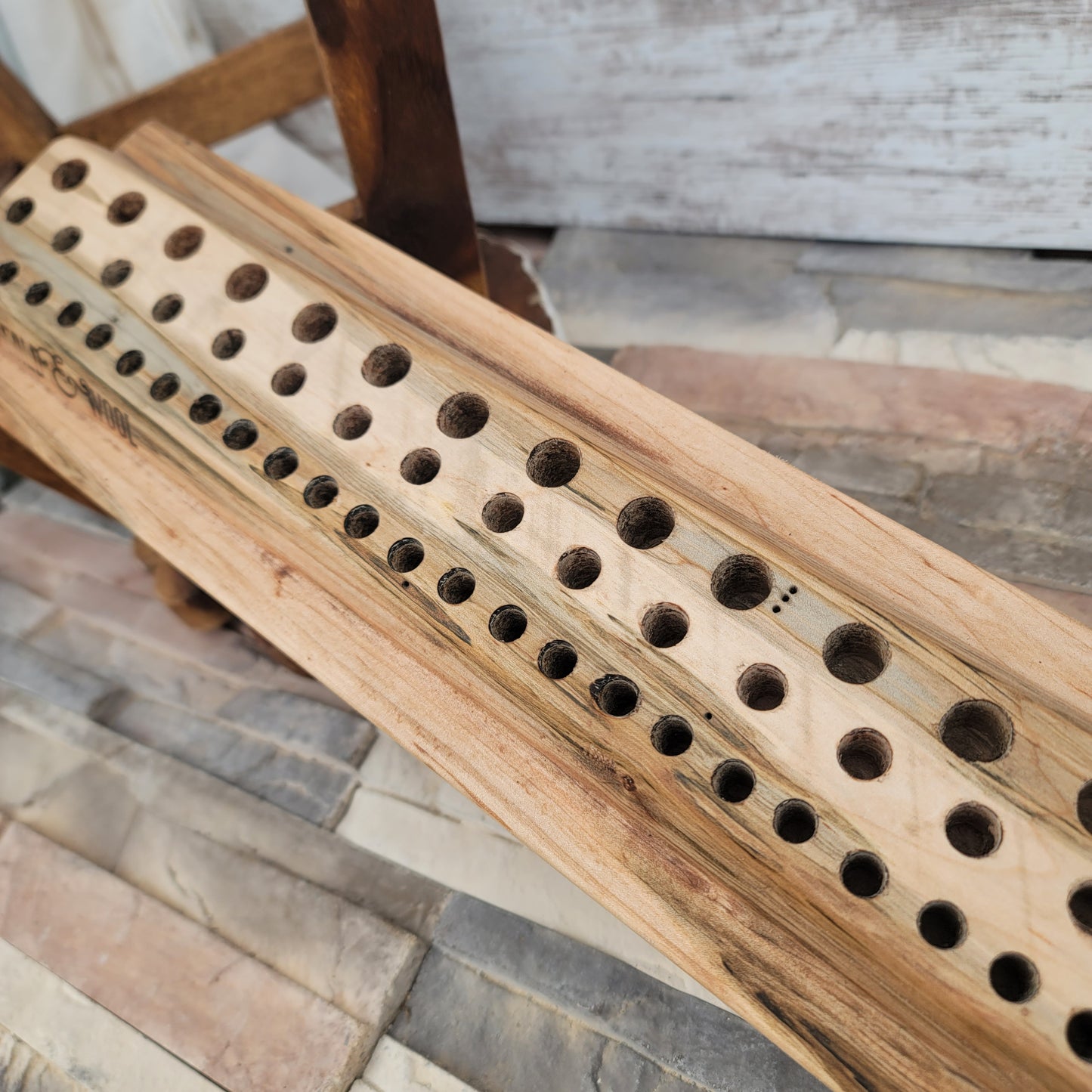 24" Ambrosia Maple Goldilocks Peg Loom - 25-115
