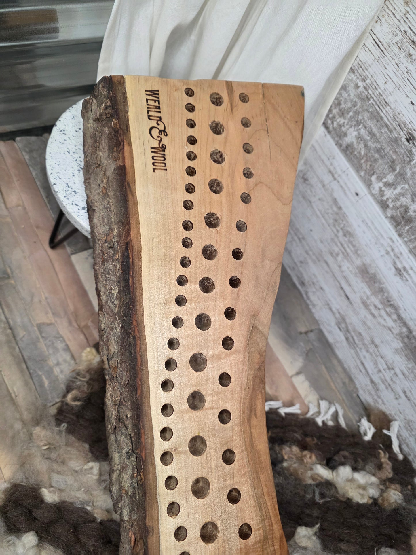 35" Goldilocks Peg Loom - Curved Ambrosia Maple - 25-223