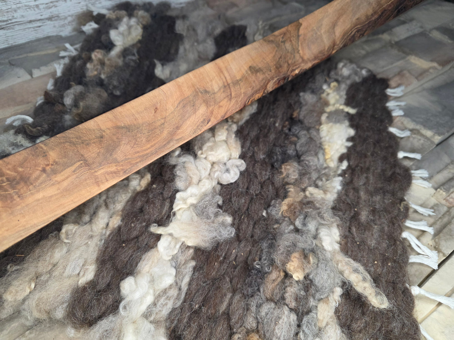 35" Goldilocks Peg Loom - Curved Ambrosia Maple - 25-223