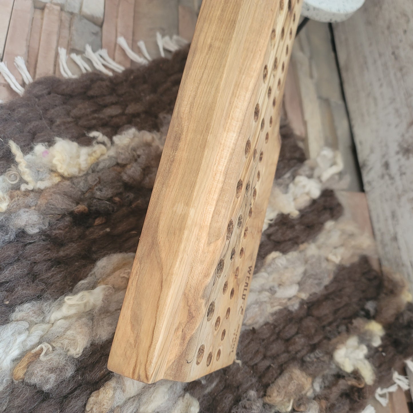 16" Ambrosia Maple Live Edge Goldilocks Peg Loom - 25-185