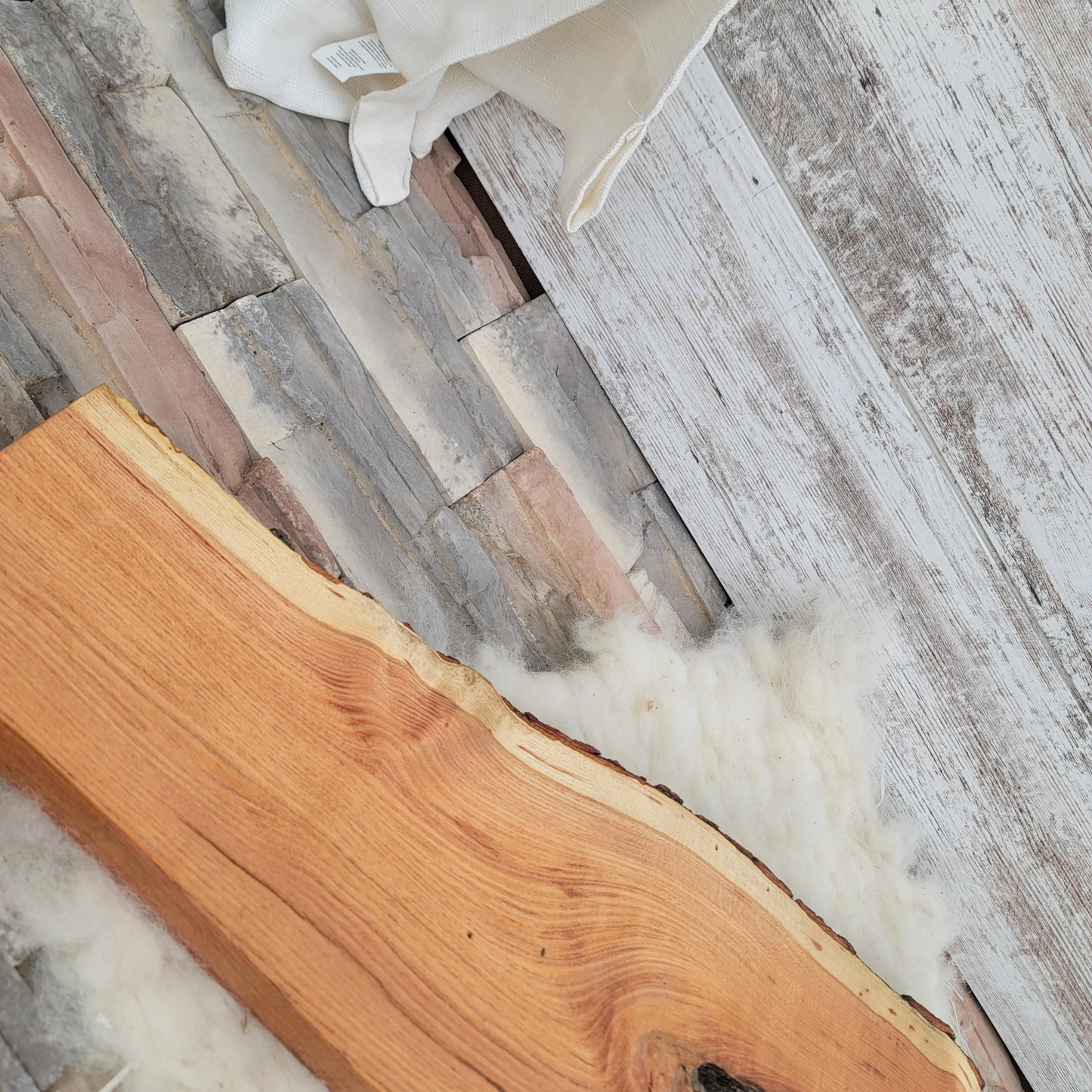 37" Goldilocks Peg Loom - Live Edge - Black Locust - 25-108