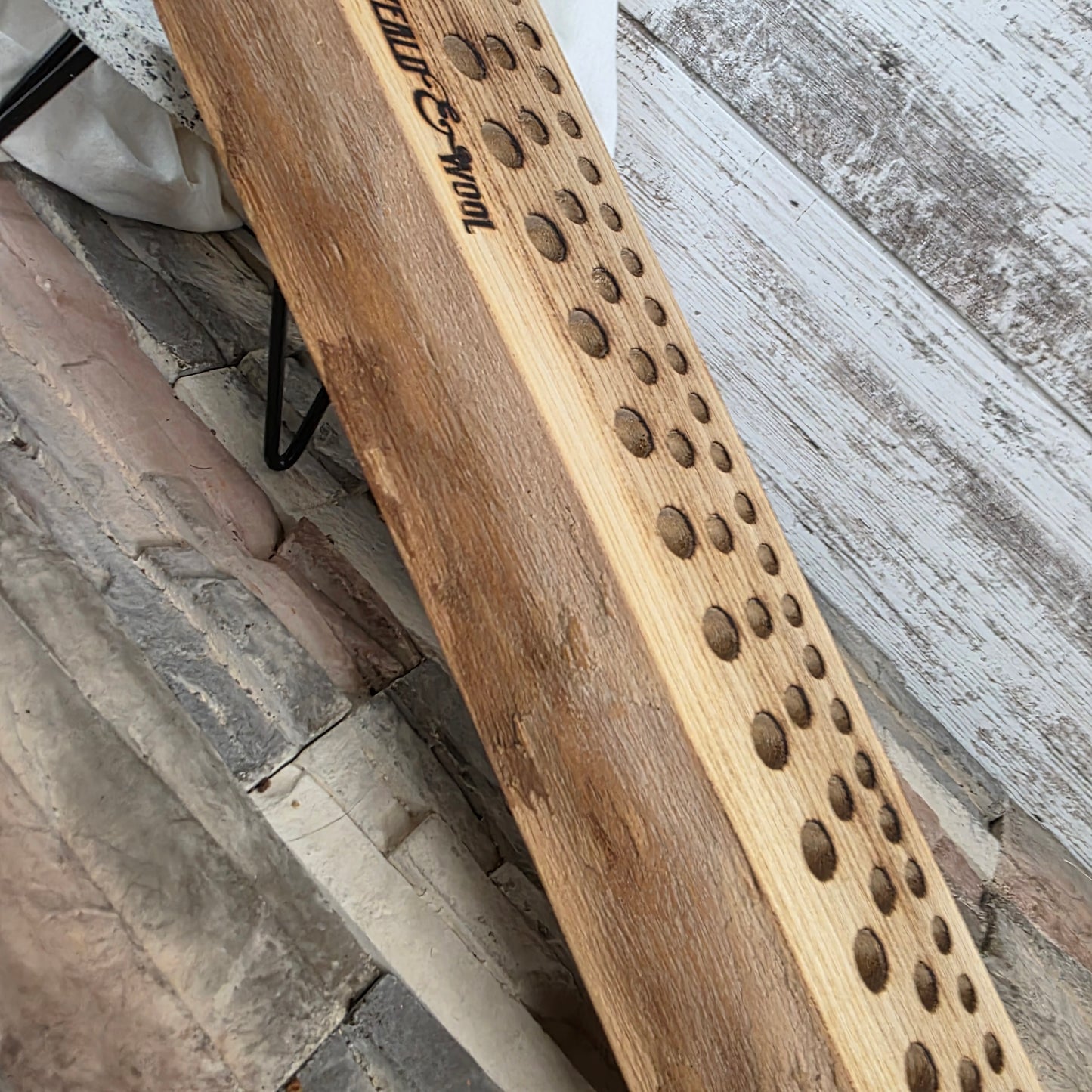 19" Live Edge Hackberry Goldilocks Peg Loom