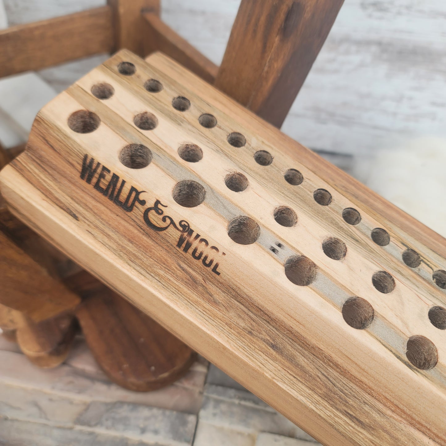 24" Ambrosia Maple Goldilocks Peg Loom - 25-097