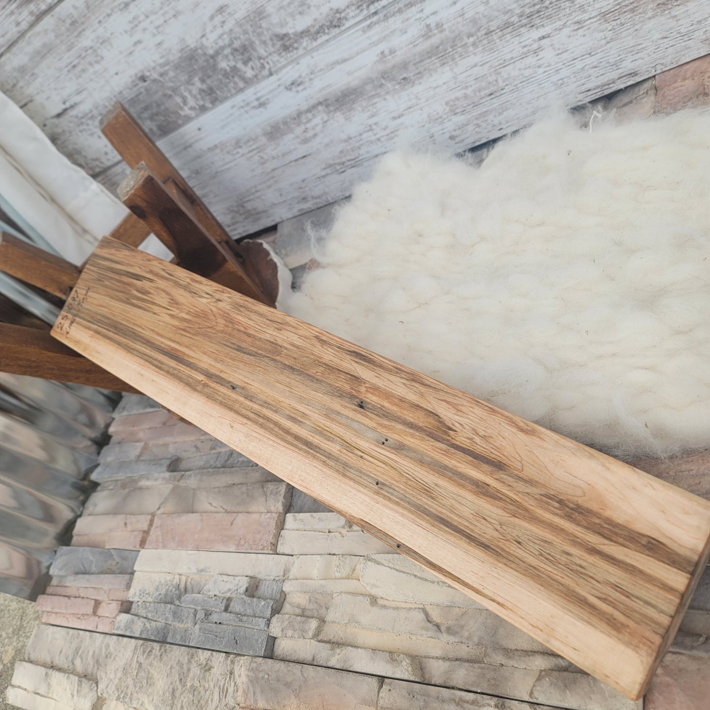 24" Ambrosia Maple Goldilocks Peg Loom - 25-097