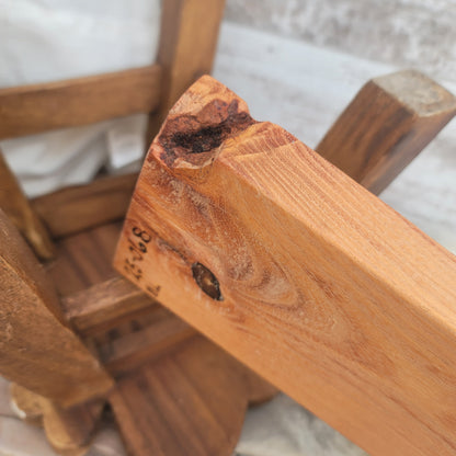 24" Goldilocks Peg Loom Black Locust - 25-068