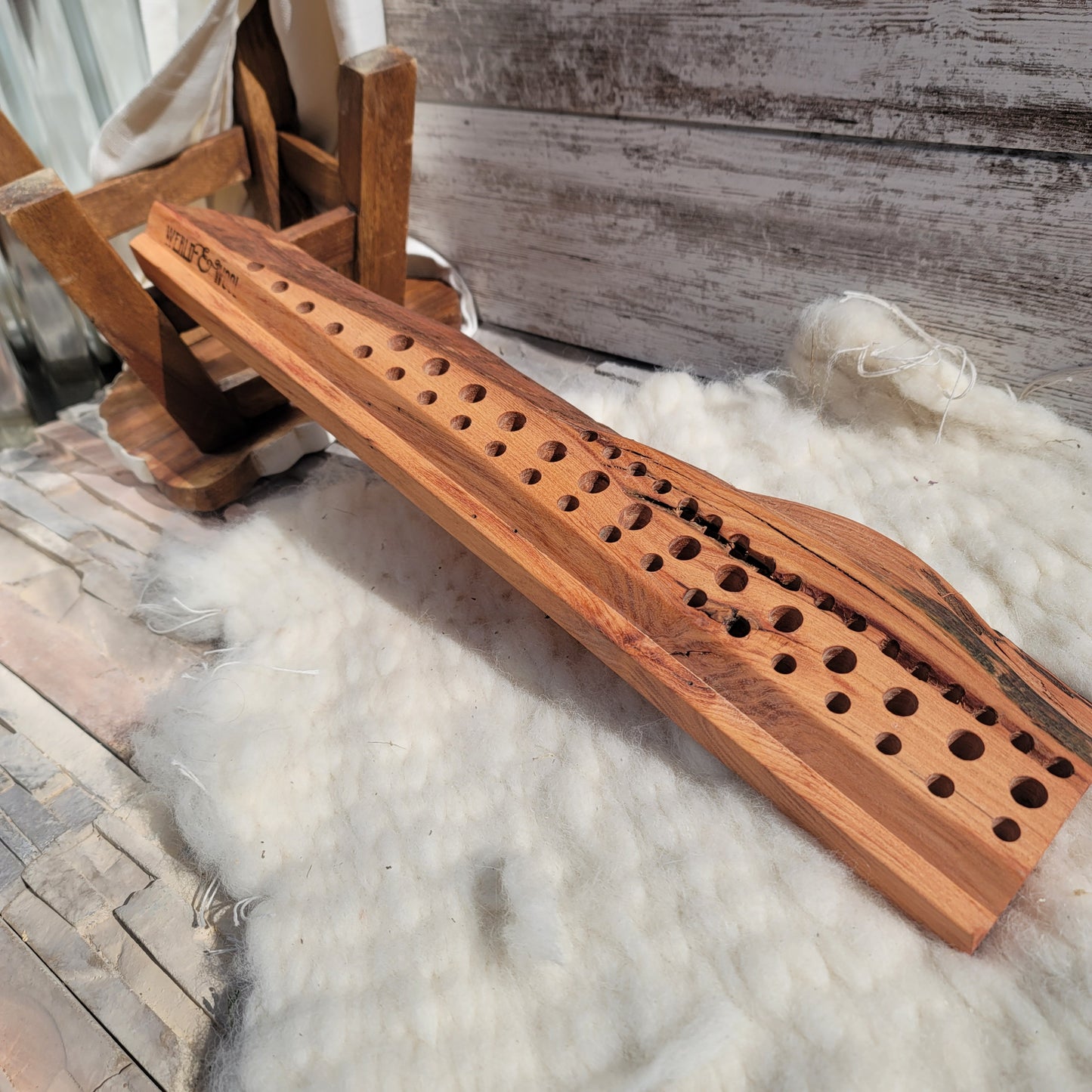 20" Black Locust Live Edge Goldilocks Peg Loom - 25-092