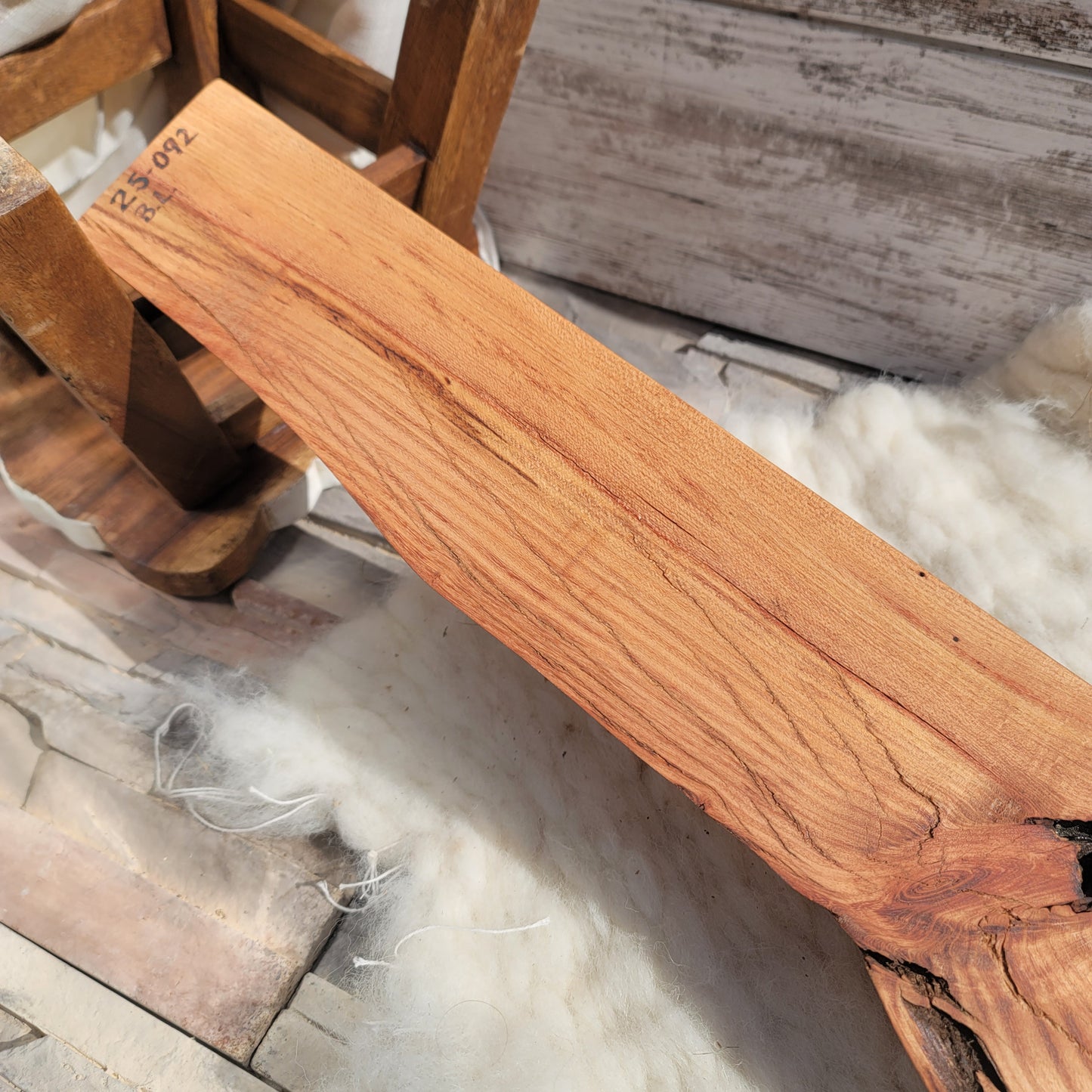 20" Black Locust Live Edge Goldilocks Peg Loom - 25-092