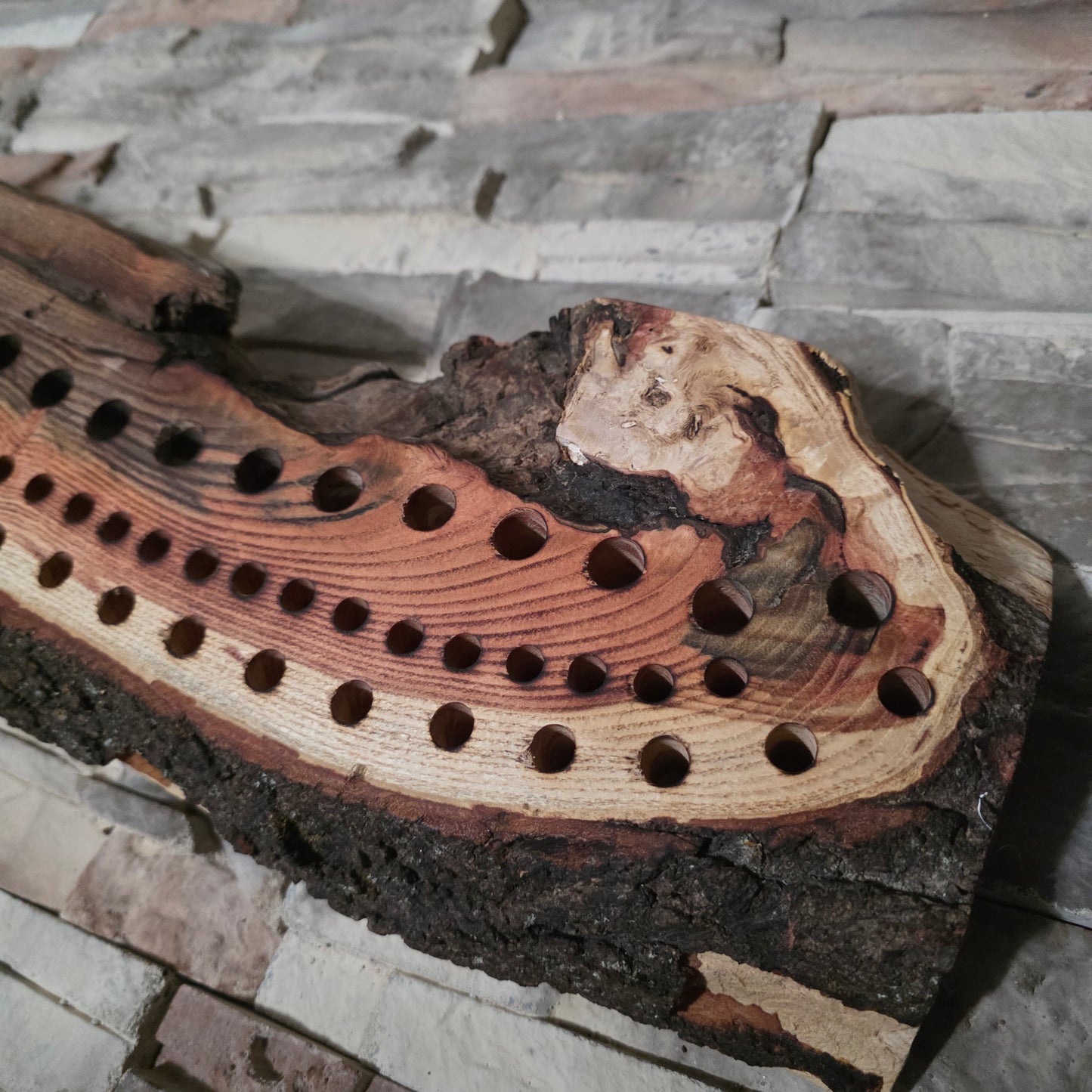46" Live Edge Locust Goldilocks Peg Loom