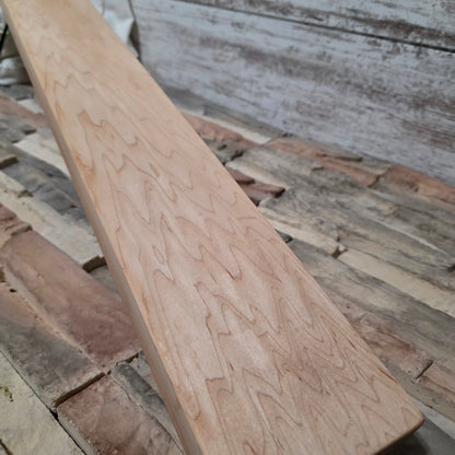 36" Quilted Maple Goldilocks Peg Loom
