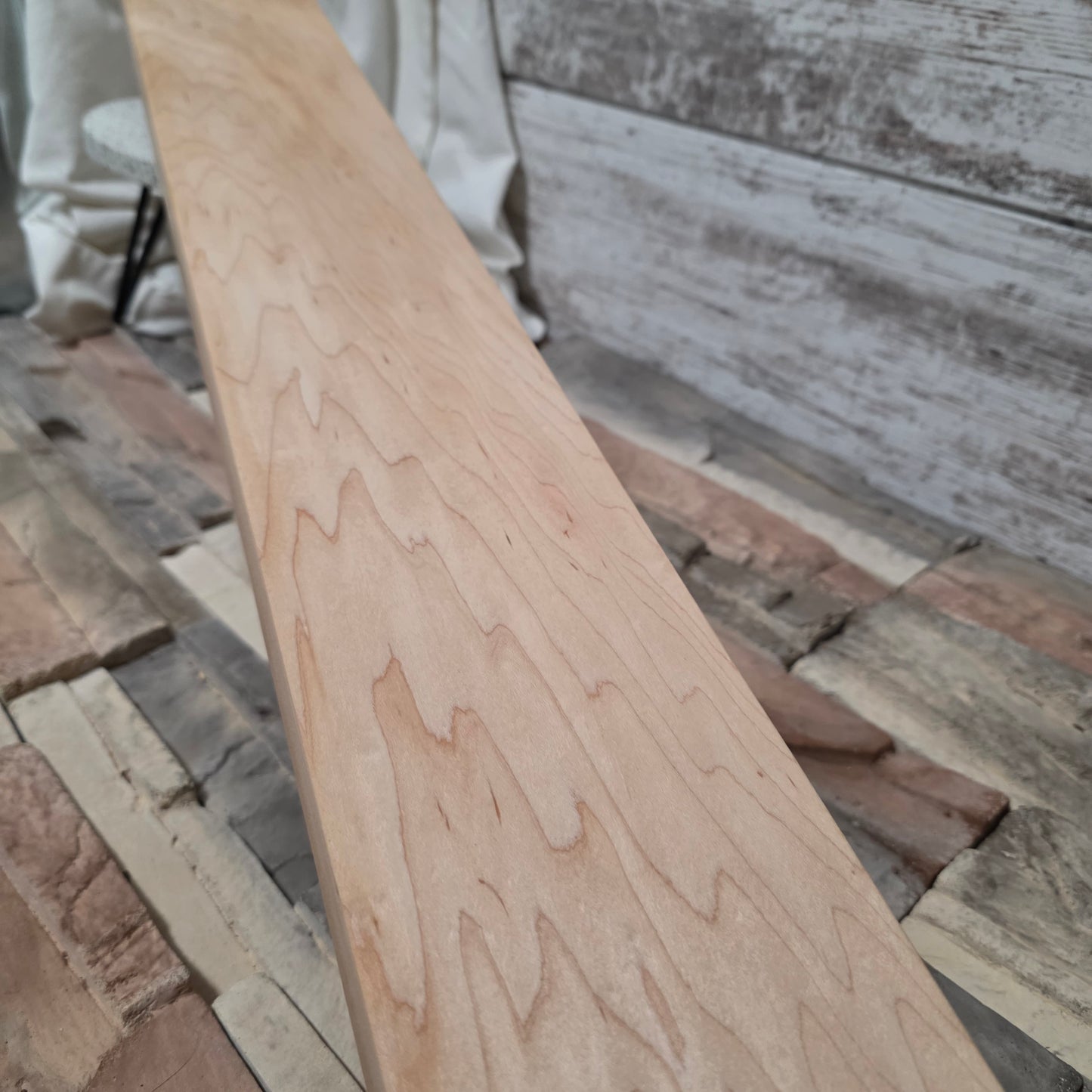 36" Quilted Maple Goldilocks Peg Loom