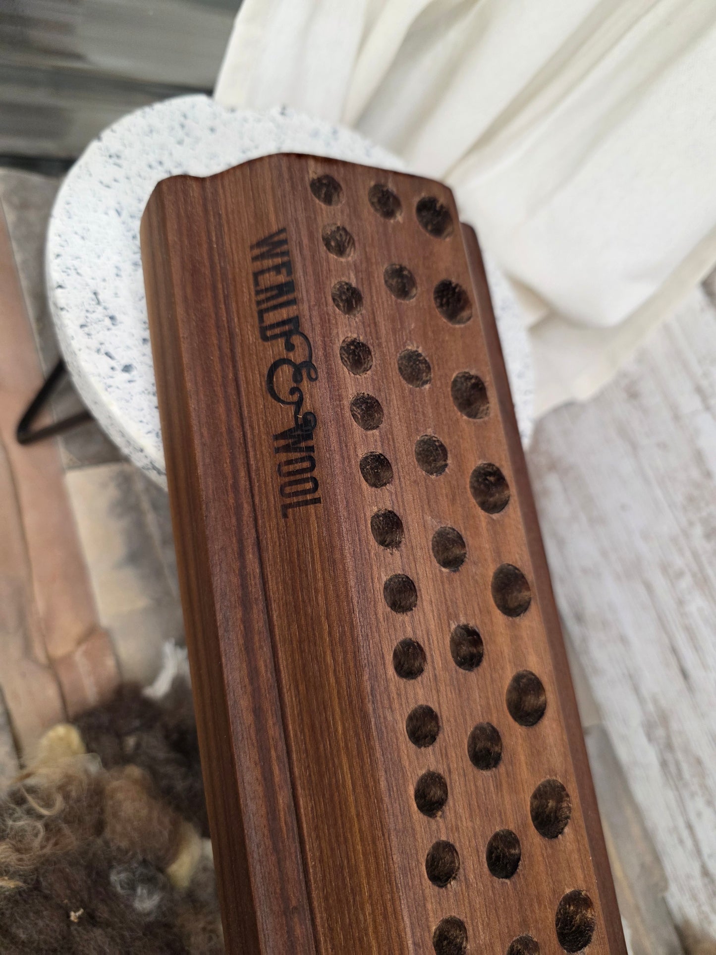 37" Goldilocks Peg Loom - Black Walnut - 25-272