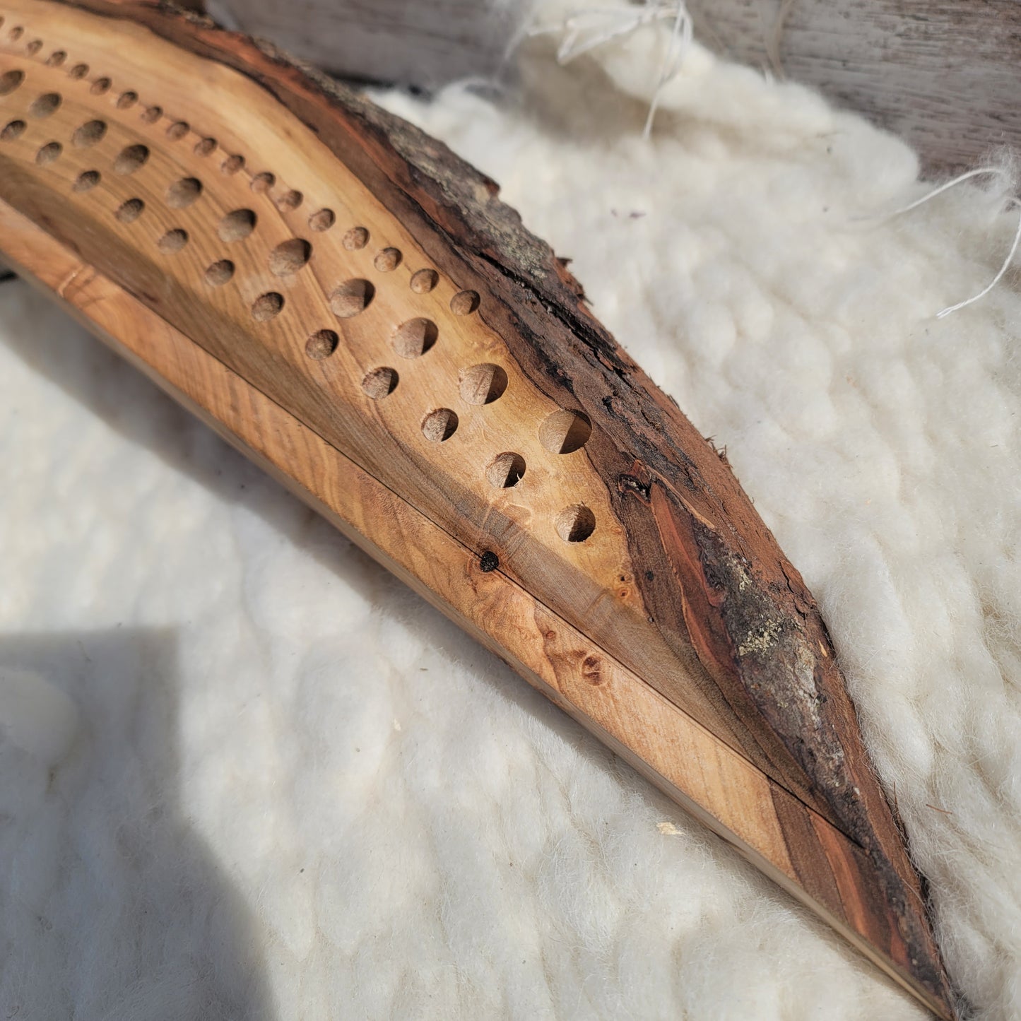 23" Ambrosia Maple Live Edge Goldilocks Peg Loom - 25-100