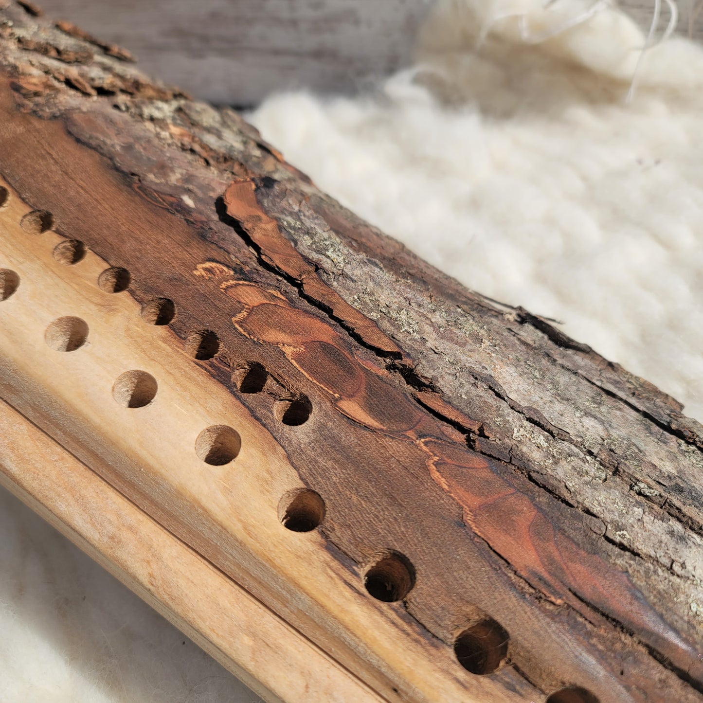 21" 2 Row Ambrosia Maple Live Edge Peg Loom - 25-099